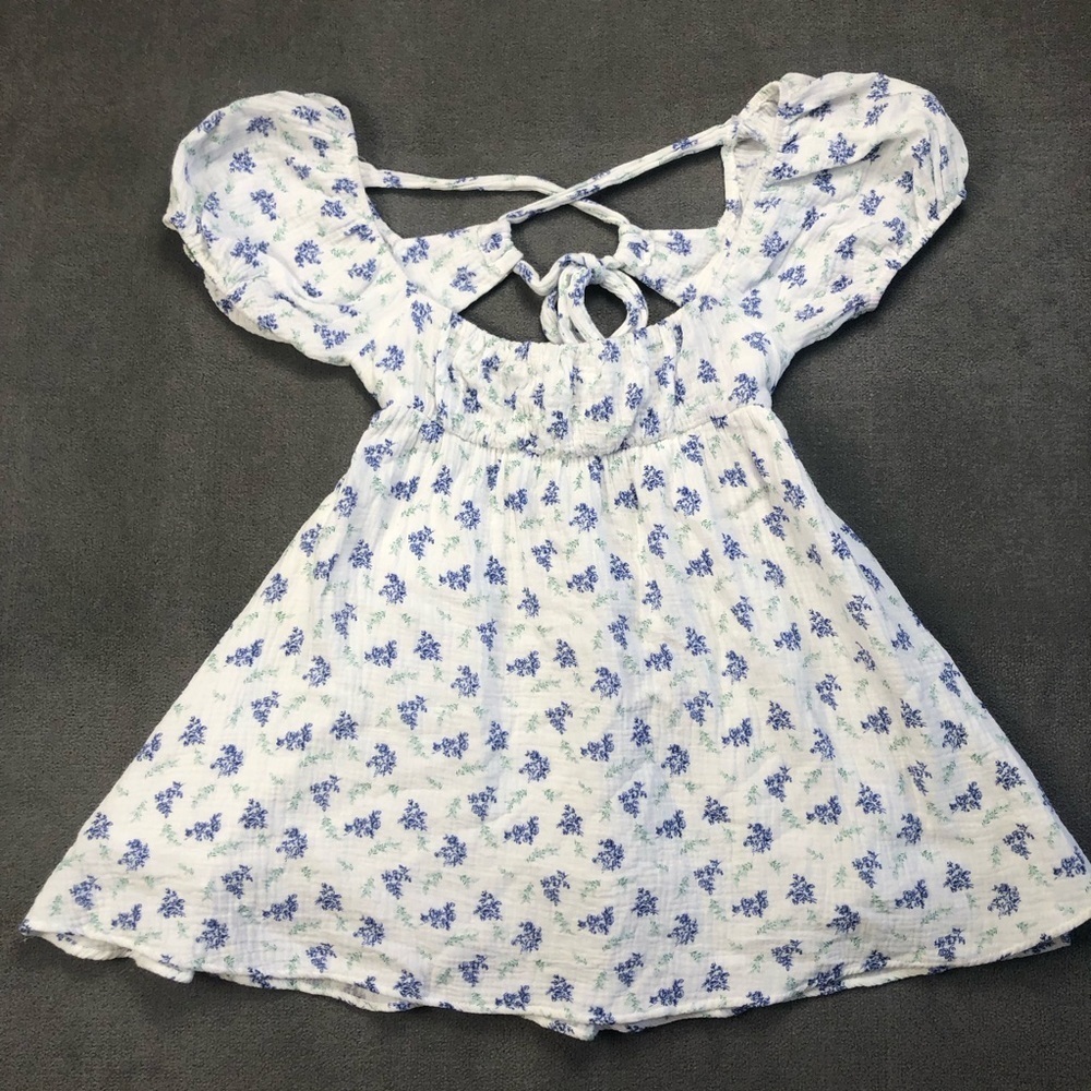 Princess Polly Let’s Dance floral Mini Dress size 6